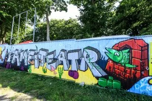 Grafiti Amfiteatr Rewal - fot. Robert Dajczak